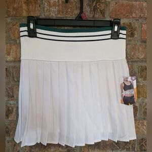 White Pleated Tennis Skort Skirt; Womens Pickleball; NEW; Size Small Size 4-6